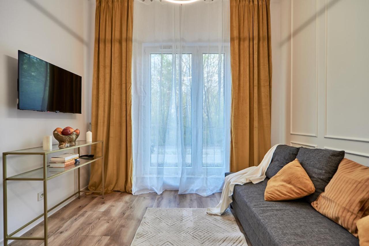 Superapart Marywilska 68b Appartamento